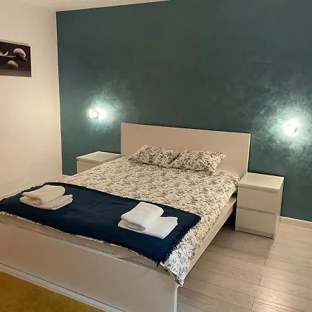 Maria Garsoniera Apartman *