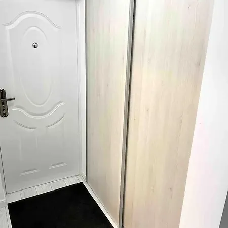 Maria Garsoniera Appartement Bucarest